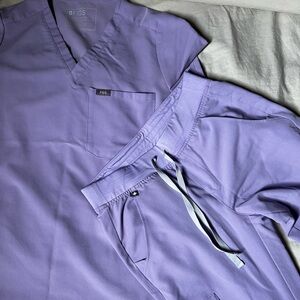 Figs: Lavender Dew Scrub Set